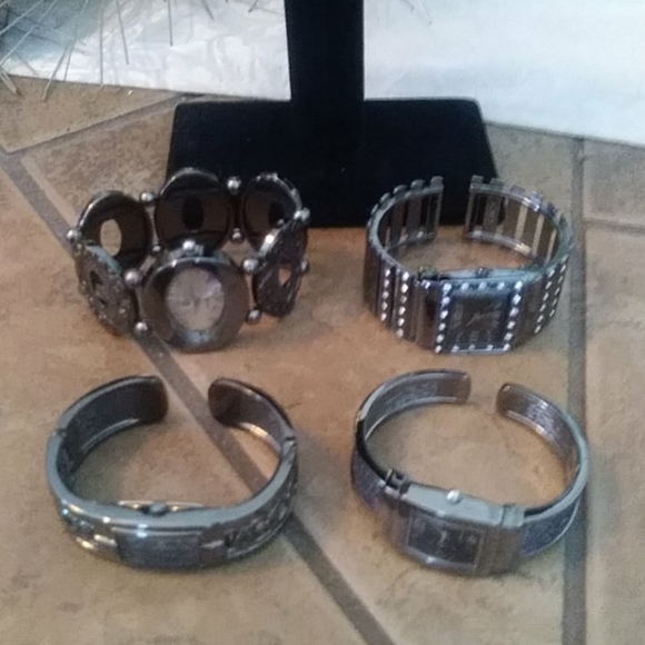 Assorted watches - Picture 3 of 7